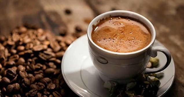 Aç Karna Türk Kahvesi İçmenin Faydaları Nelerdir?